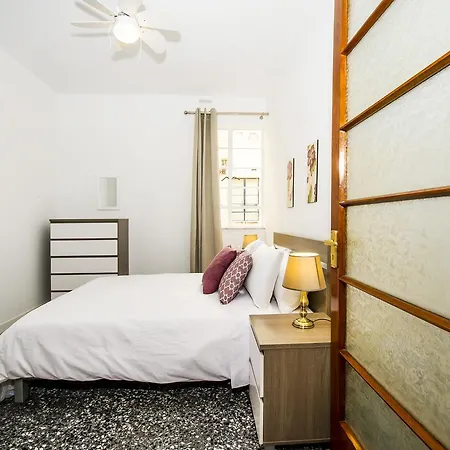 Charming 3 Bedroom Flat, Theoria Travel